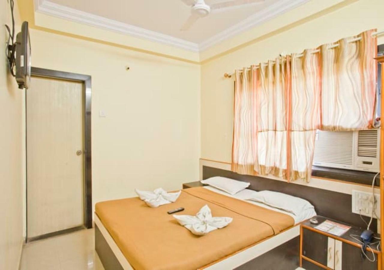 شيردي Hotel Sai Ganesh المظهر الخارجي الصورة