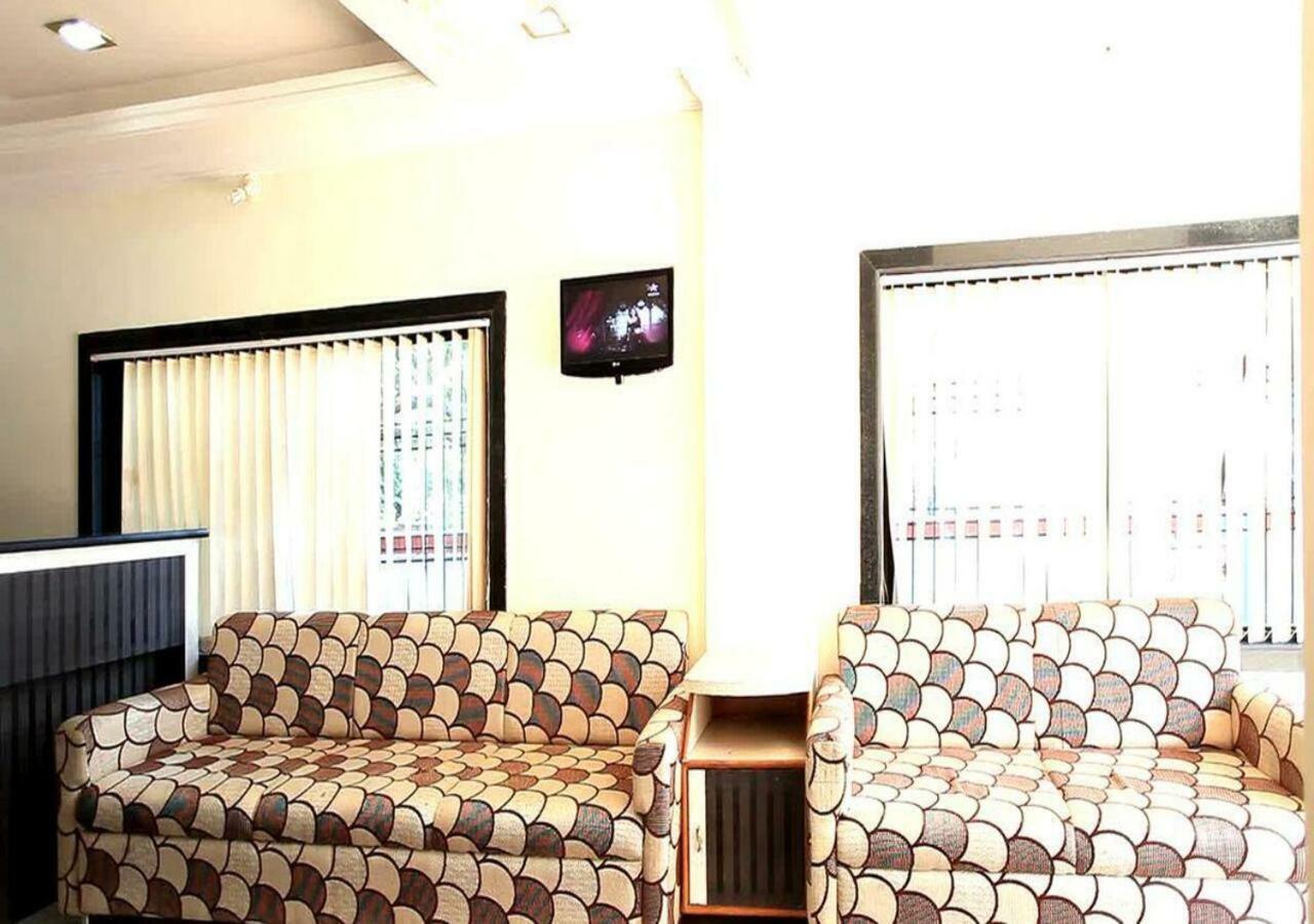 شيردي Hotel Sai Ganesh المظهر الخارجي الصورة